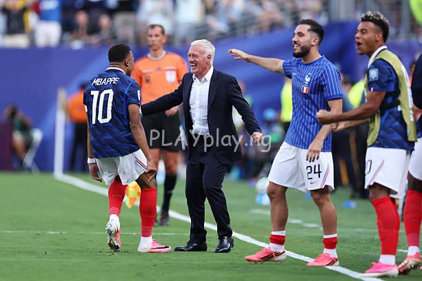 Kylian Mbappe, Didier Deschamps