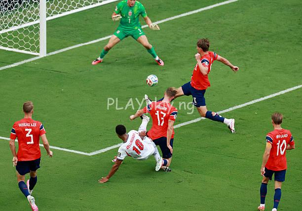 England Edge Norway in Extra-Time Thriller; Argentina Power Past 10-man Switzerland
