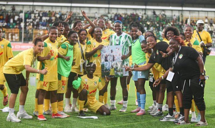 Asisat Oshoala, Bay FC, Super Falcons